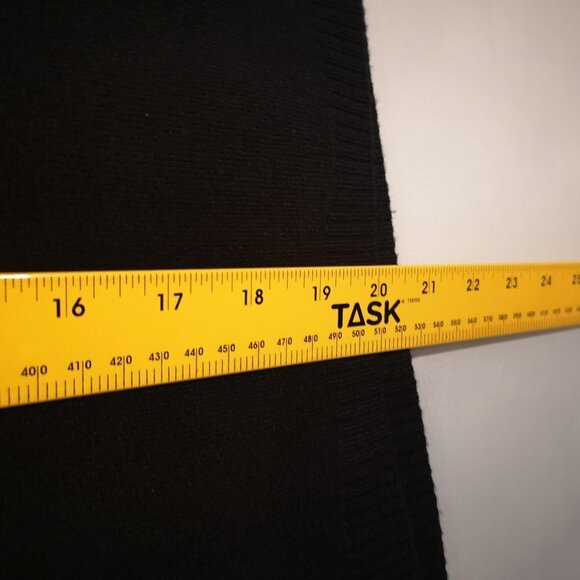 Schwiing Ladies Size Medium Black Knit Straight Skirt w/ Elastic Waist - Picture 6 of 6